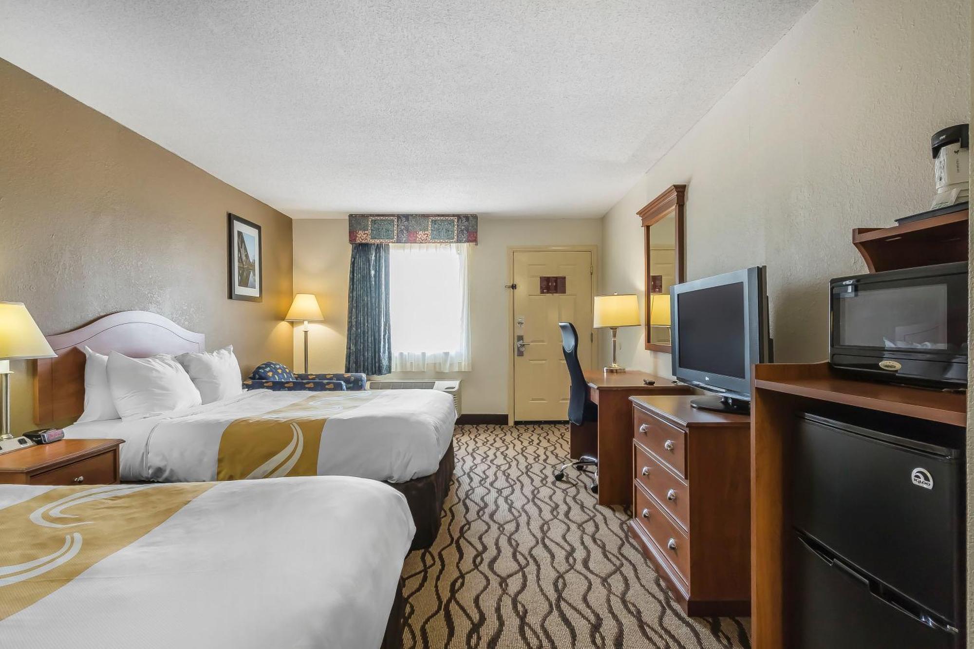 Quality Inn Charleston - Sikeston Eksteriør billede