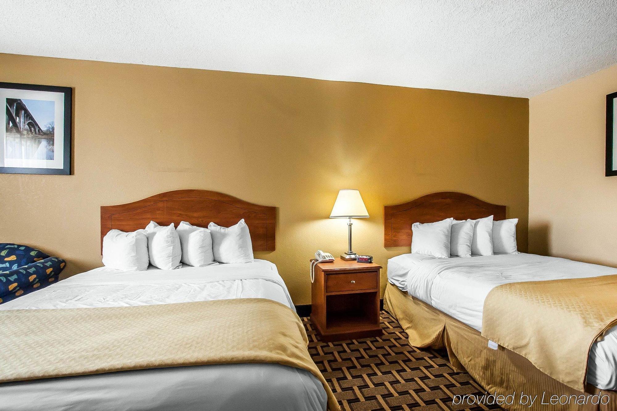 Quality Inn Charleston - Sikeston Eksteriør billede