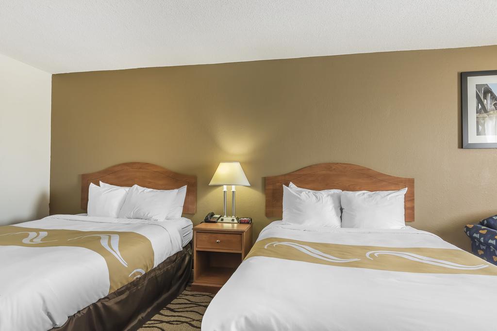 Quality Inn Charleston - Sikeston Eksteriør billede
